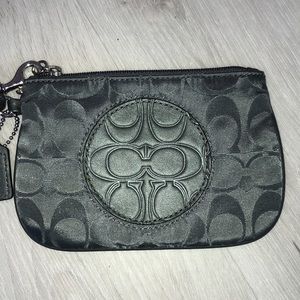 NWOT COACH Vintage Signature Canvas Pattern Wristlet/Clutch,Leather Insignia